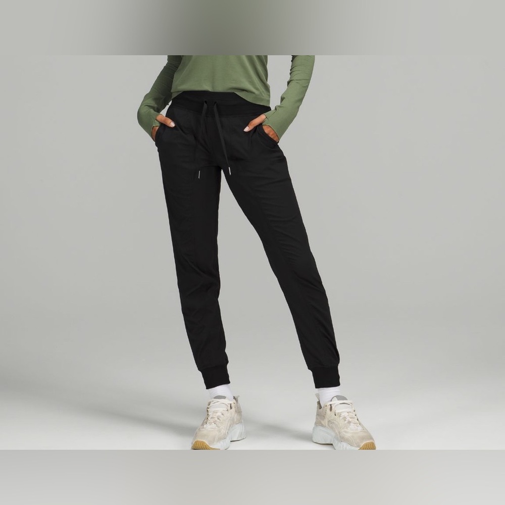 LULULEMON NWT Dance Studio Mid-Rise Jogger*Full Length BLACK